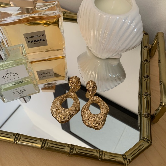 Jewelry - Gorgeous Statement Earrings, perfect for weddings